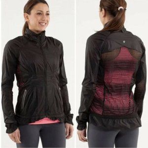 lululemon NWT Black Run: Wild Jacket Sz 6